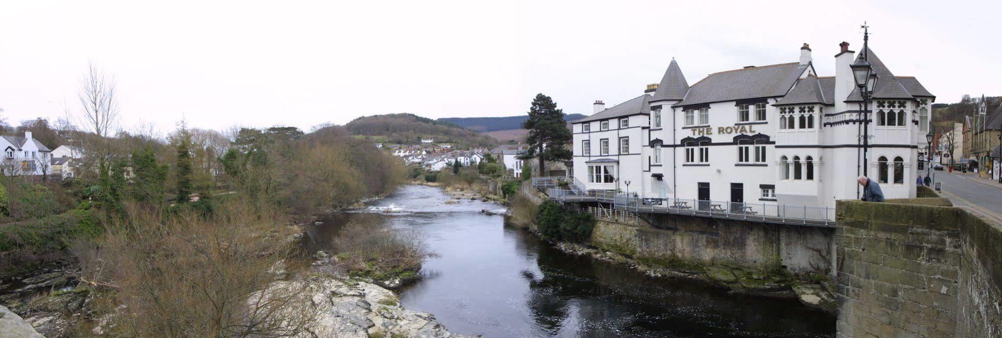 The Royal Hotel Llangollen Zewnętrze zdjęcie