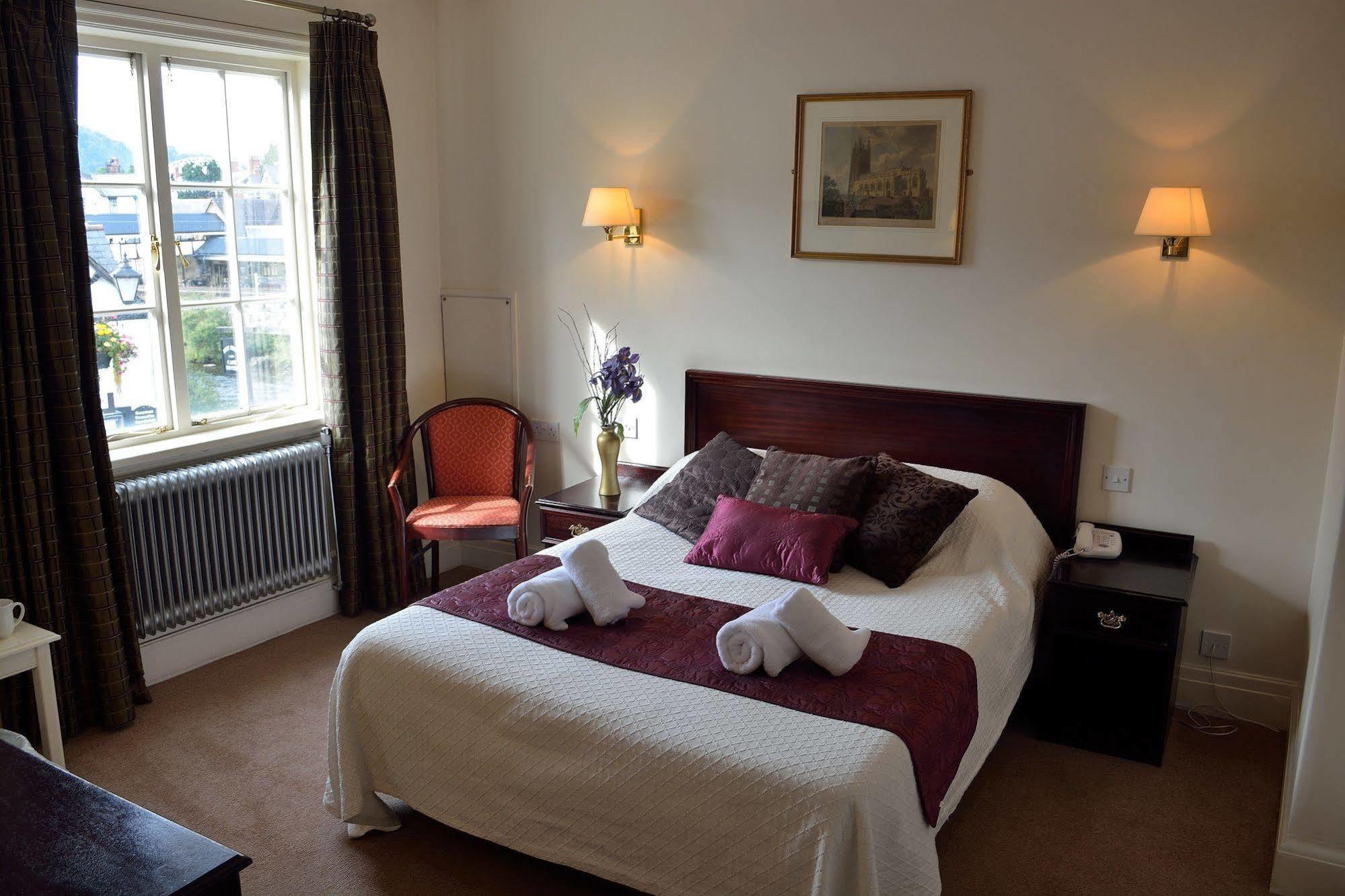 The Royal Hotel Llangollen Zewnętrze zdjęcie