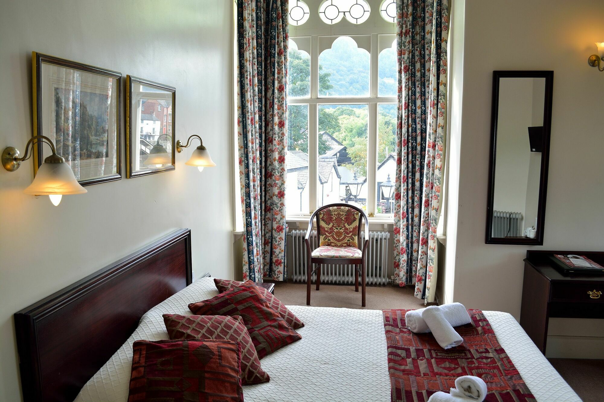 The Royal Hotel Llangollen Zewnętrze zdjęcie