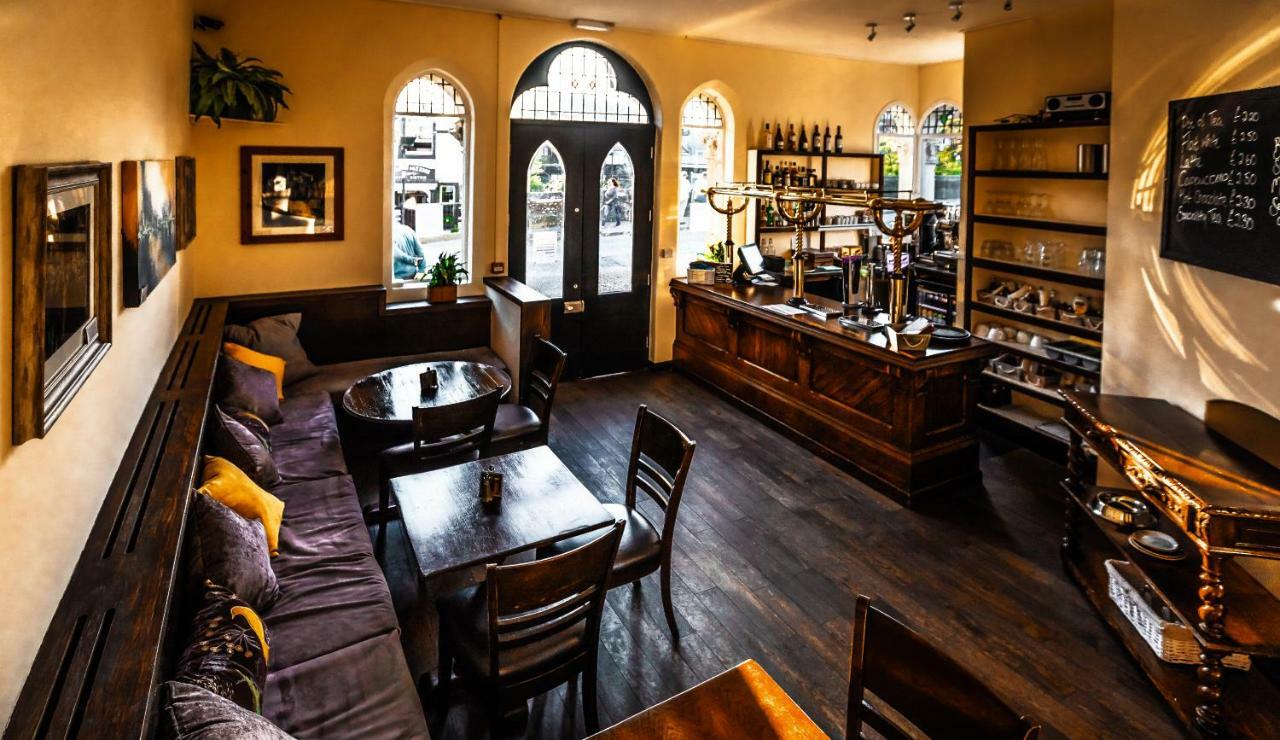 The Royal Hotel Llangollen Zewnętrze zdjęcie