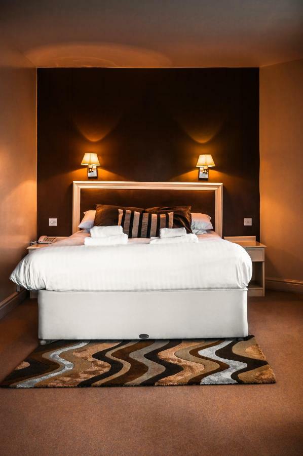 The Royal Hotel Llangollen Zewnętrze zdjęcie